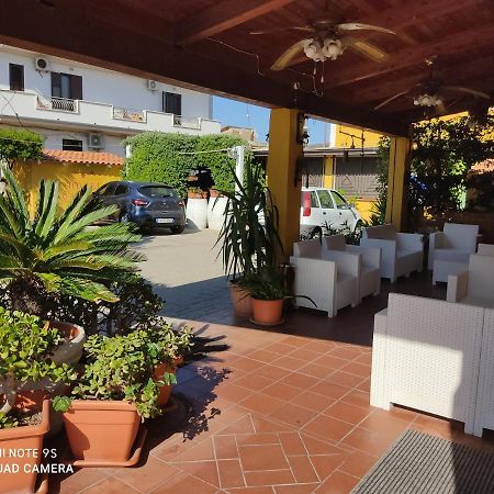 Hotel La Calabrese Isola Di Capo Rizzuto Buitenkant foto