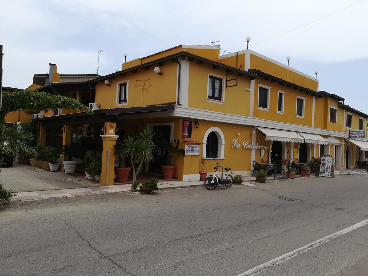 Hotel La Calabrese Isola Di Capo Rizzuto Buitenkant foto